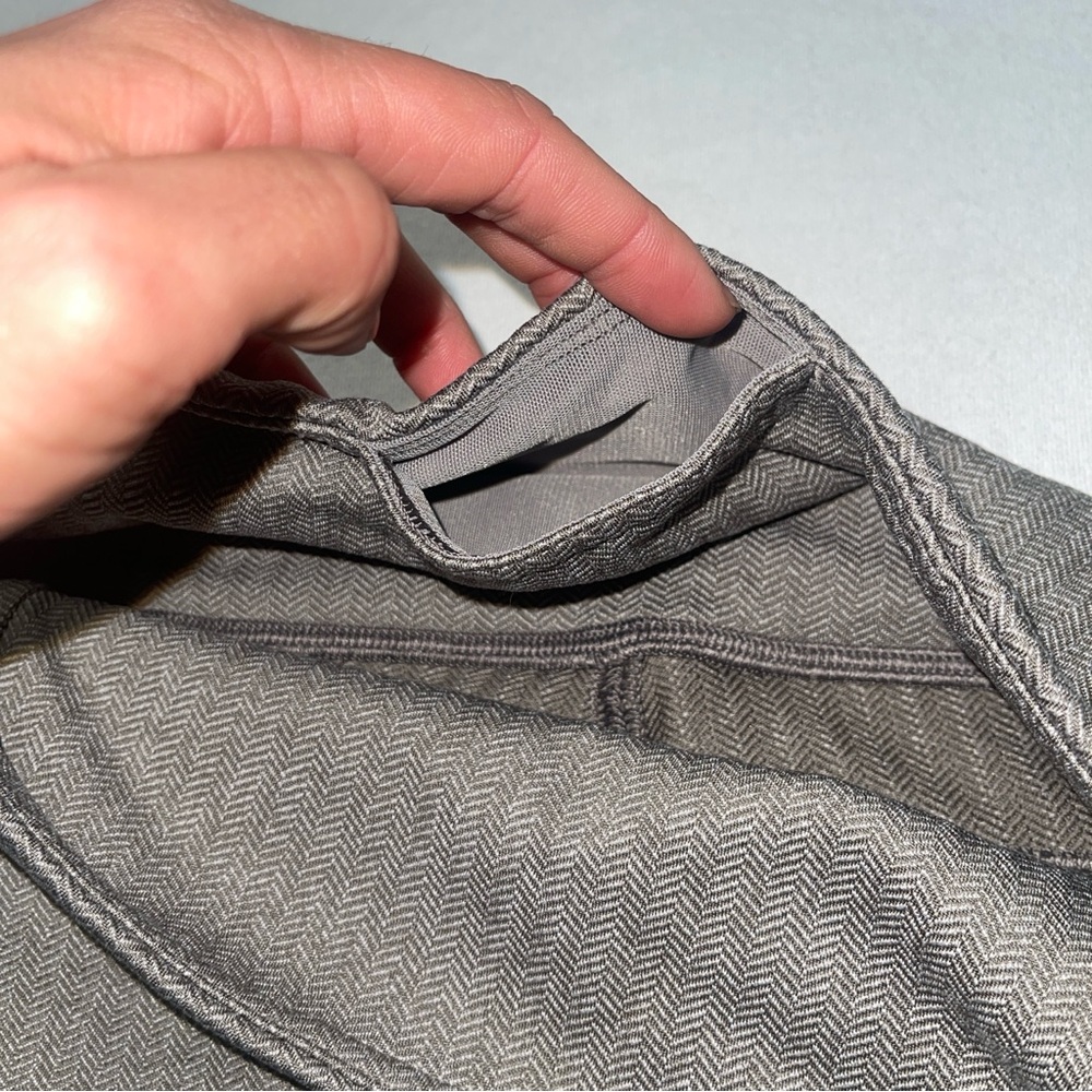 Athleta Gray Herringbone Leggings | Back Zip Pocket | Pull On Stretch Pants - Picture 7 of 13